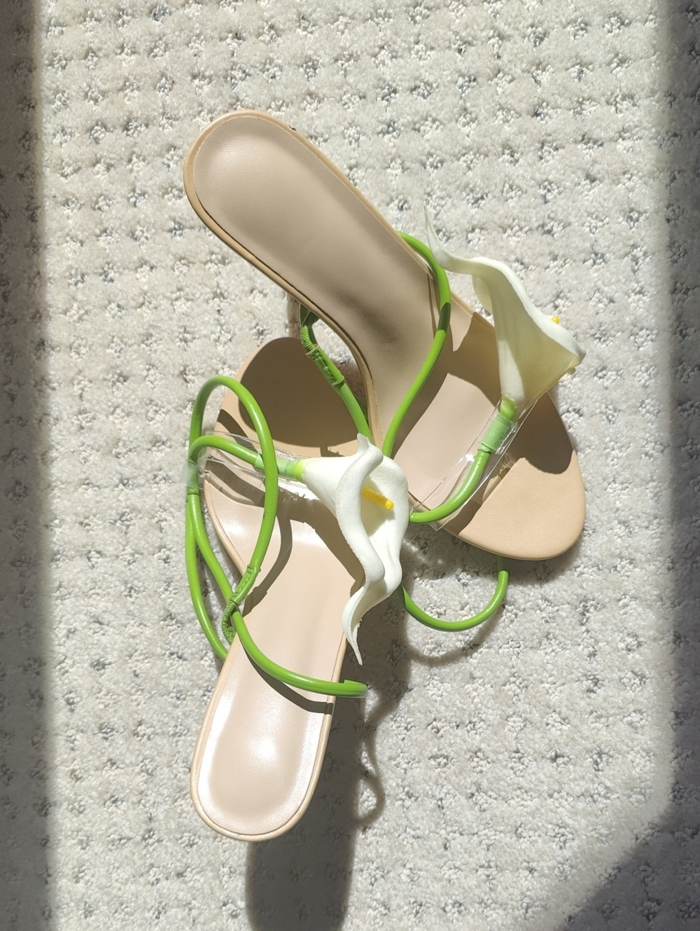 Green Strappy Orchid Accent Women’s Sandals